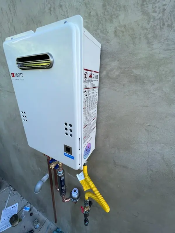 Tankless water heater installation for Wilmette homes